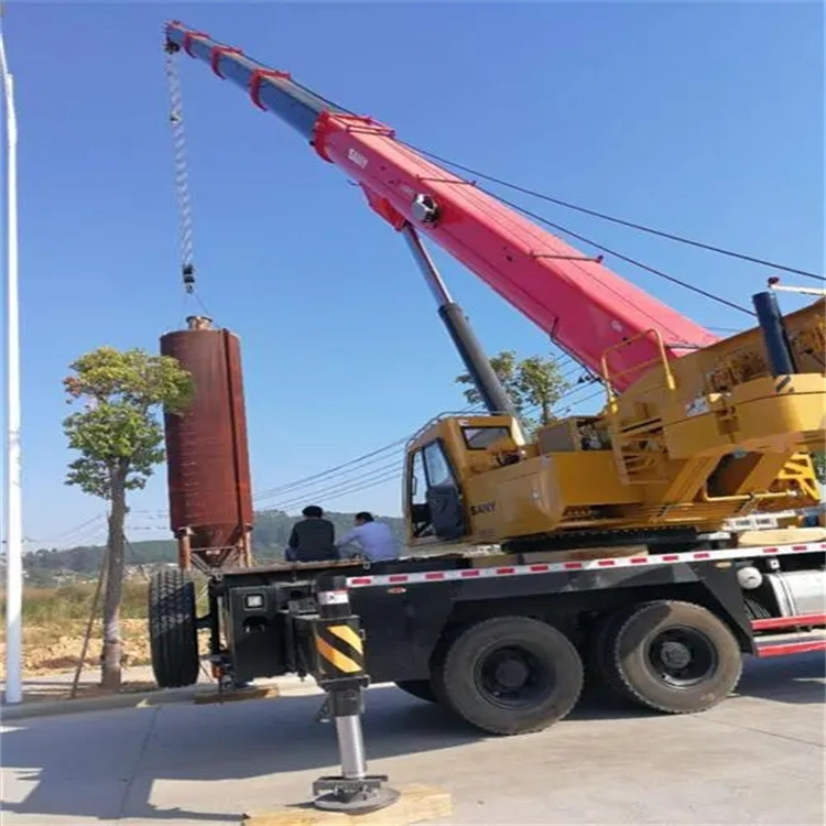 烟台专业吊车租赁多少钱