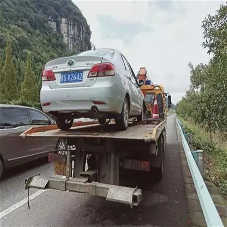 烟台吊车吊小车正确部位